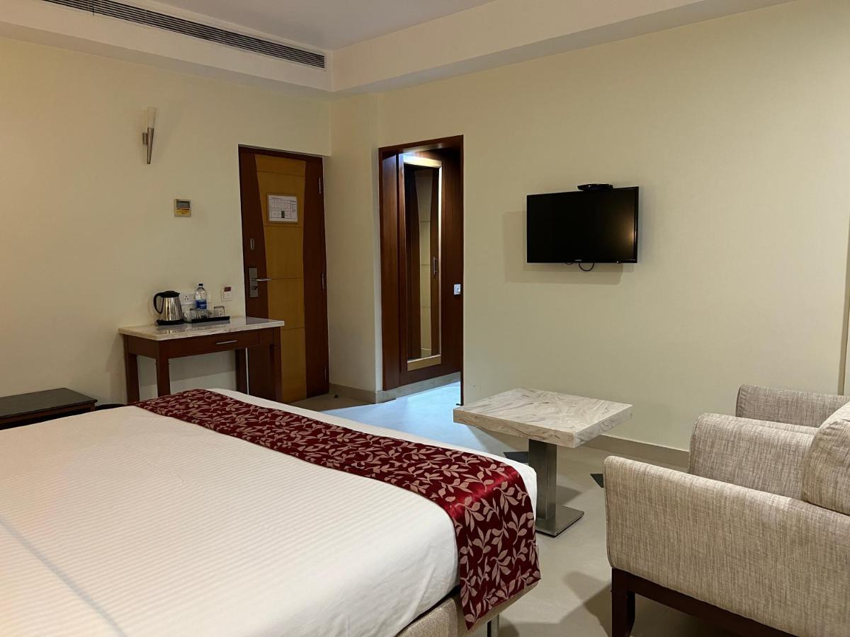 Anukulas Residency - Vellore Exterior photo